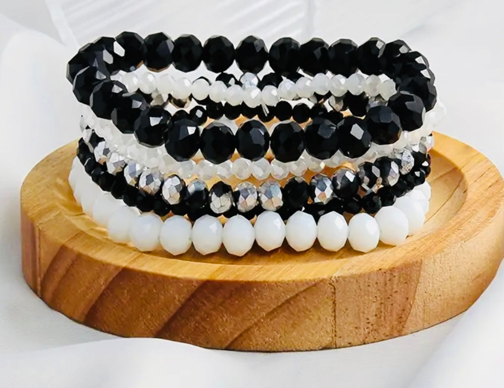 Black/ White Beaded Bracelet Set