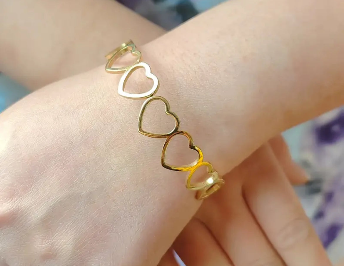 Love Struck Bracelet