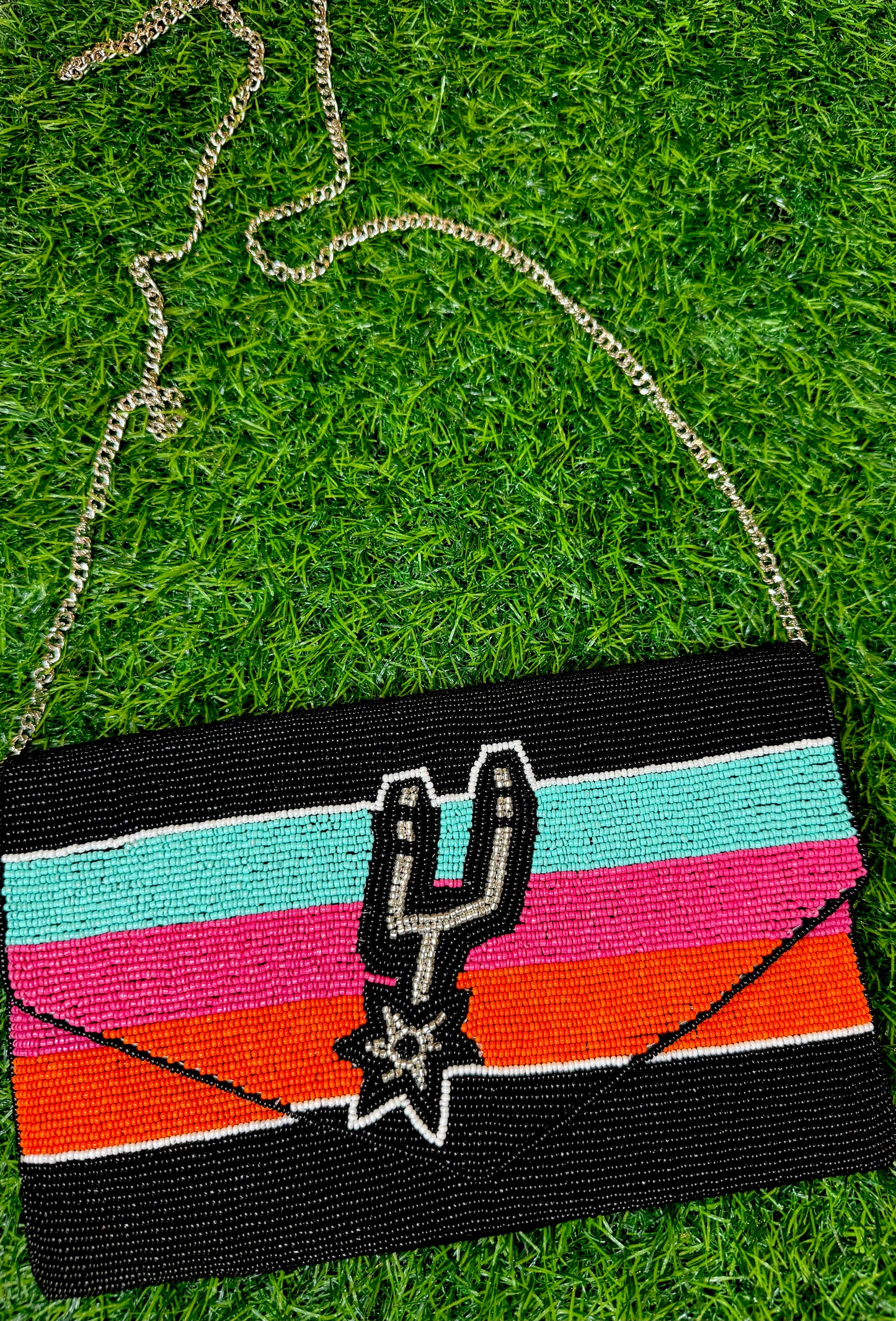 SPURS DIVA RETRO BEADED PURSE
