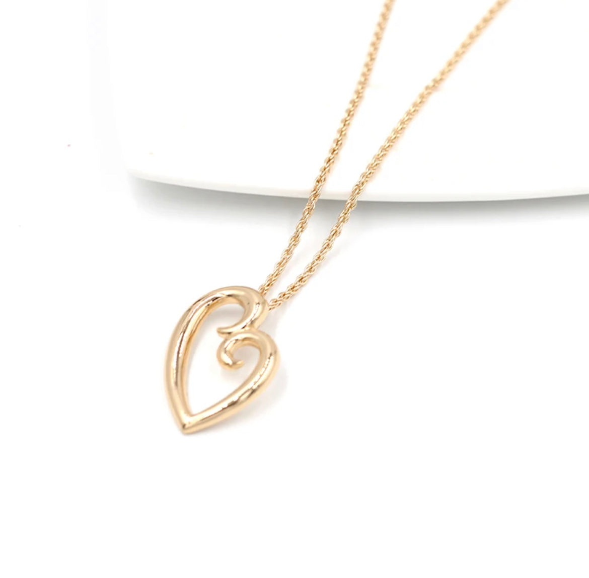 Mama’s Love Long Necklace W/ Pendant