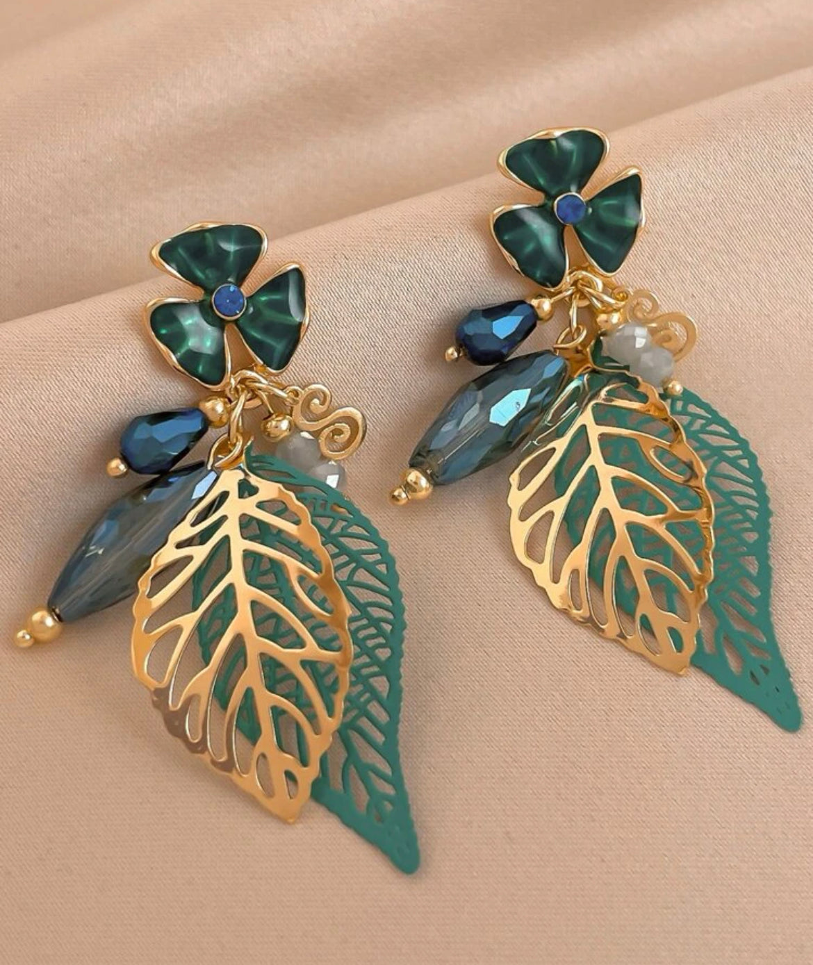 Vacation Vibes Earrings