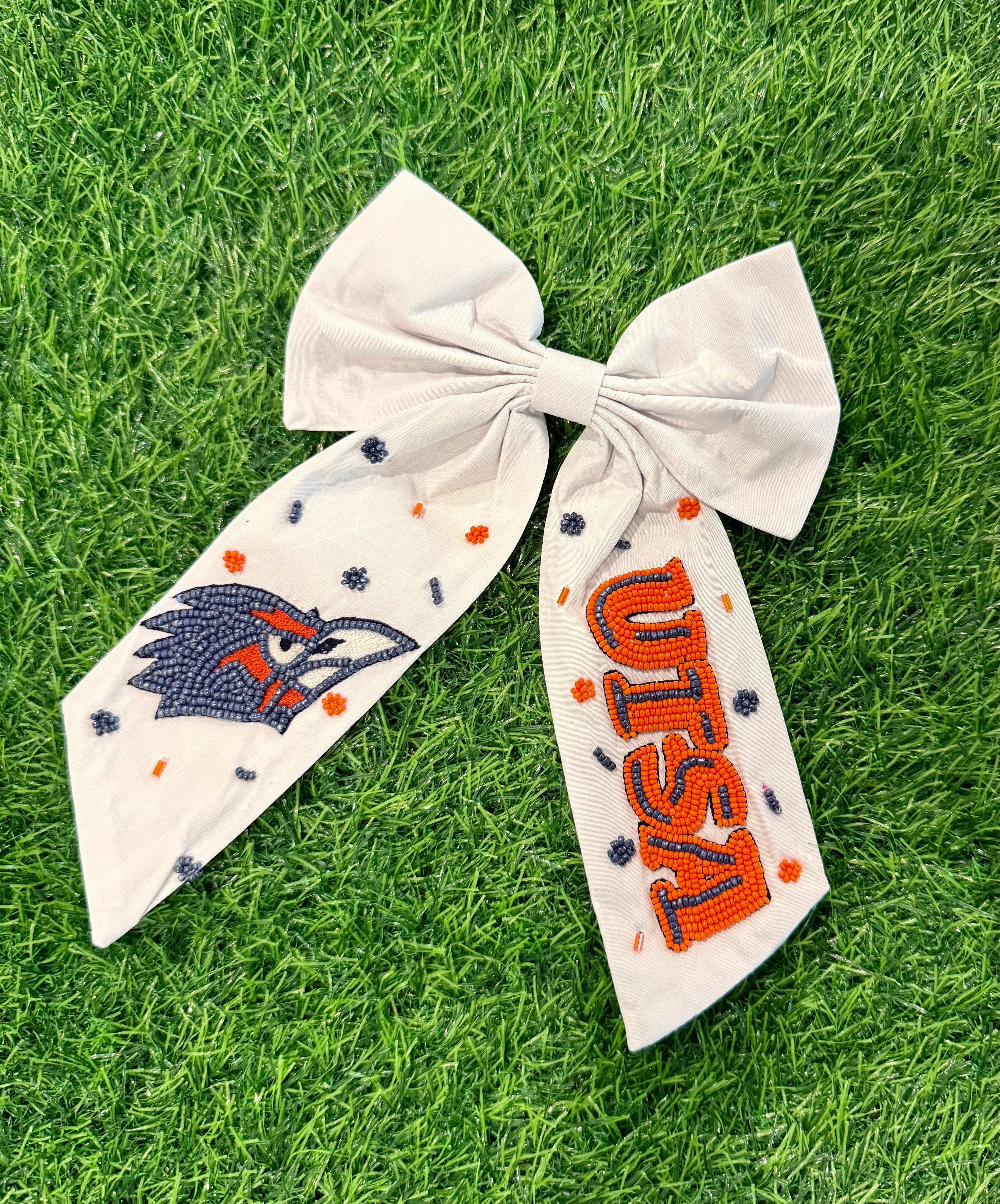 Roadrunner Beaded Bow