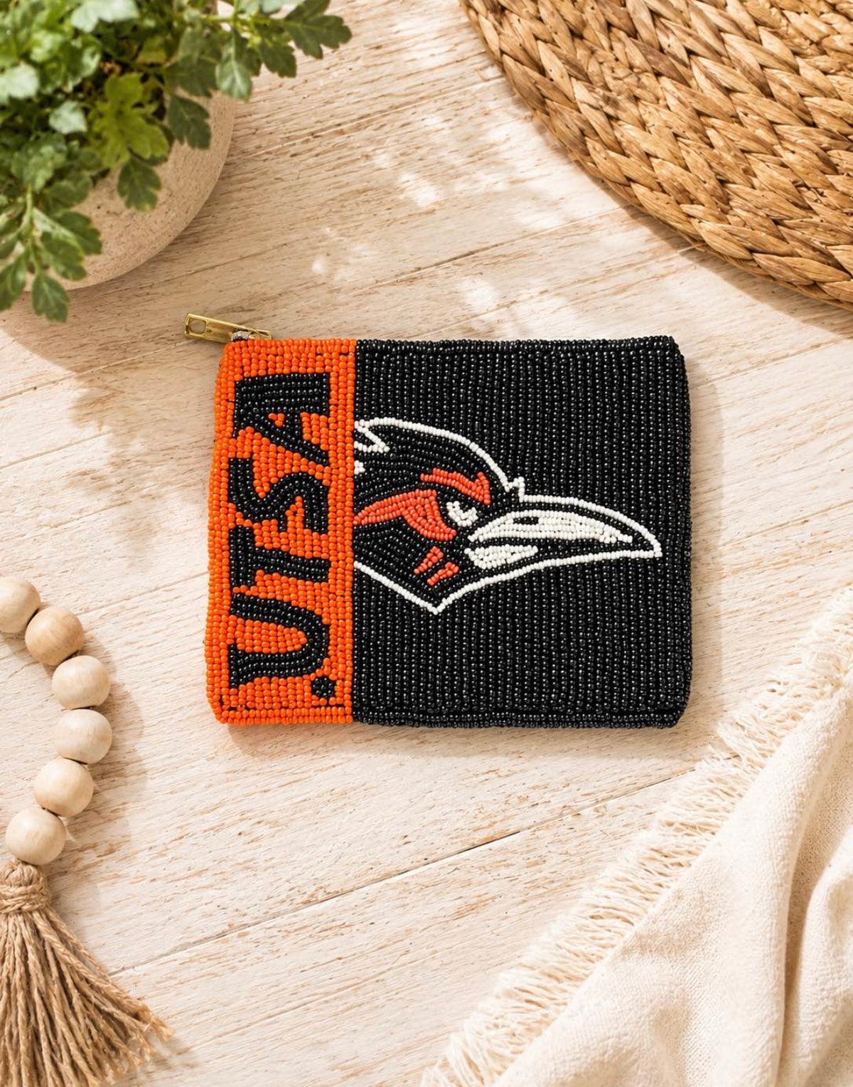 UTSA Roadrunners Beaded Zip Pouch
