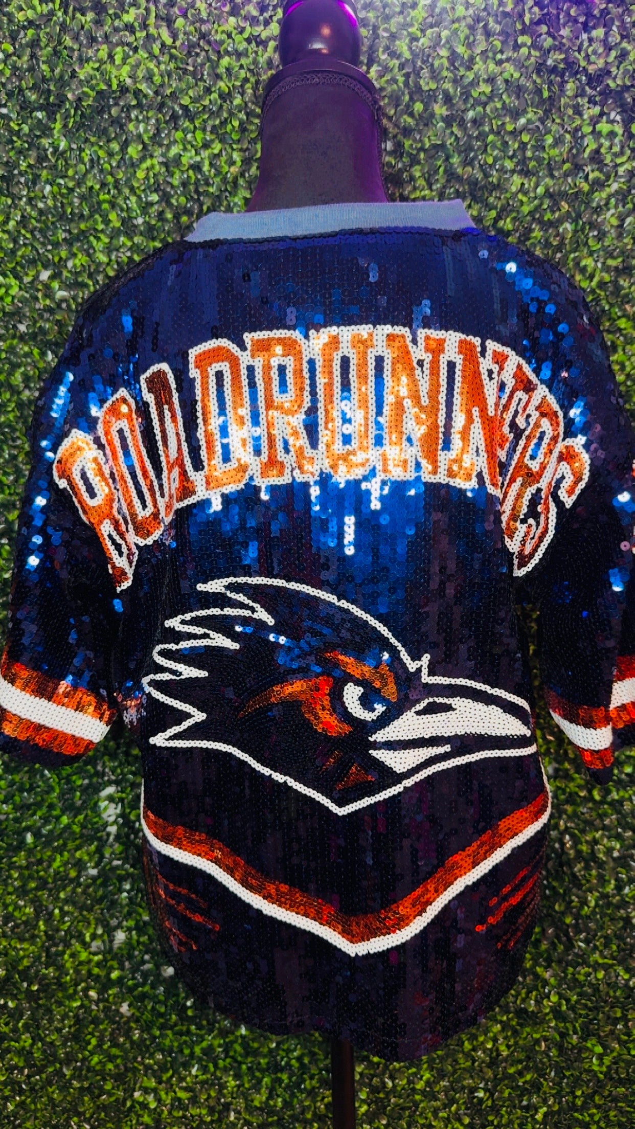 EXCLUSIVE UTSA ROADRUNNERS SEQUIN GAME DAY CROP TOP